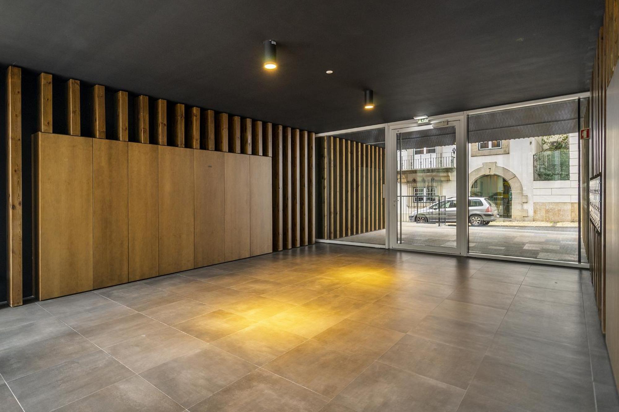 Whome Urban Oasis: Modern Living With Parking & Ac Lisbon