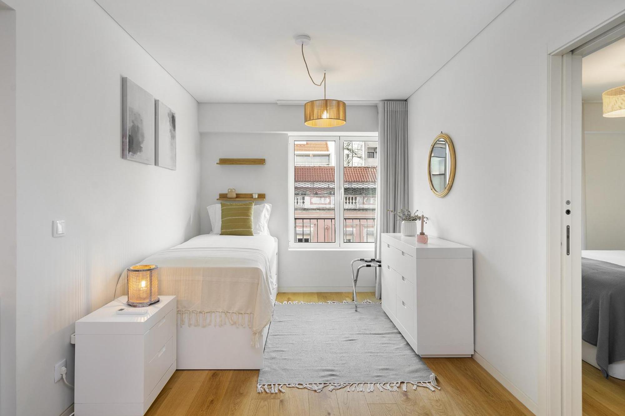 Whome Urban Oasis: Modern Living With Parking & Ac Lisbon